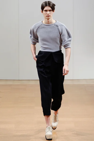 Look 27